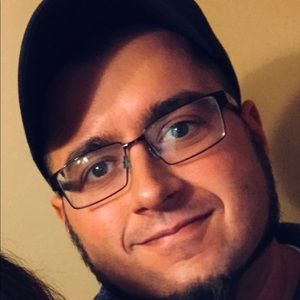 Meet your Posher, Logan